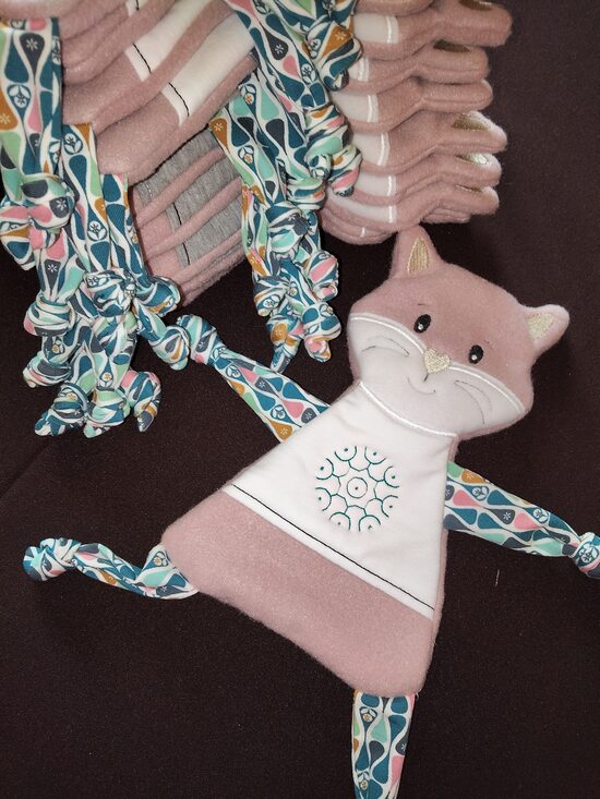 AKSESUĀRI UN ROTAĻLIETAS